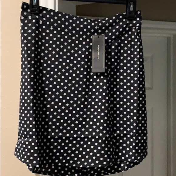 BCBG MAXAZRIA MINI SKIRT - Picture 3 of 8